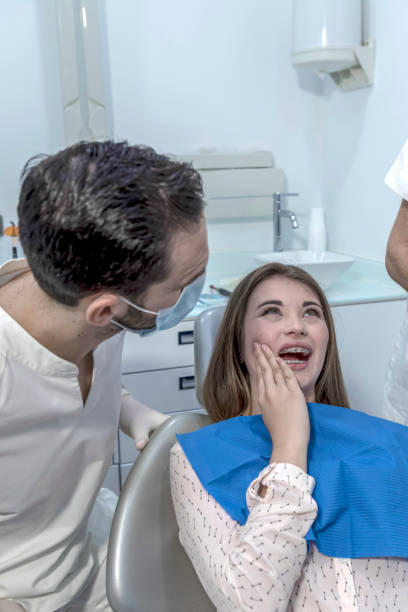 Best Dentist for Tooth Abscess  in Negaunee, MI